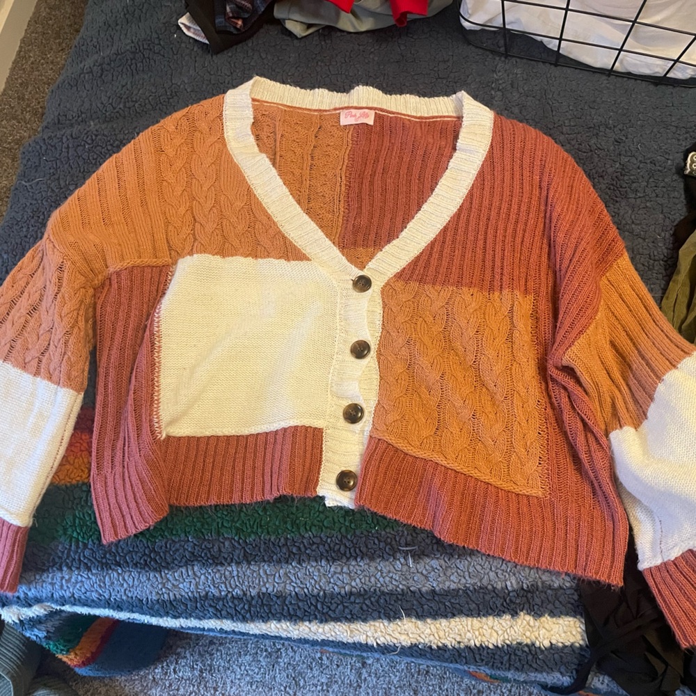 Pink Lily crop Sweater/cardigan XL